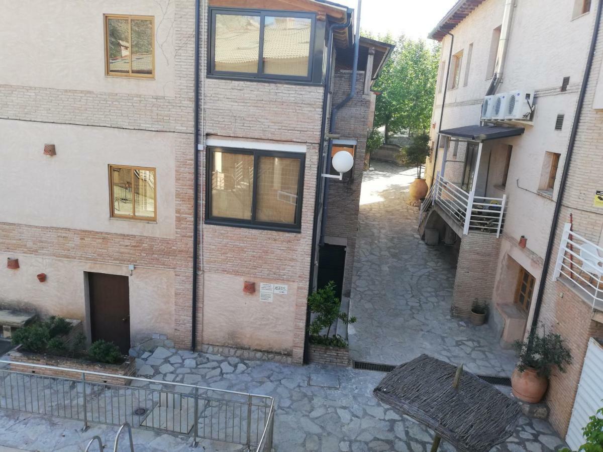 Alojamientos Rurales Vado Ancho La Encina 阿罗约弗里奥 外观 照片